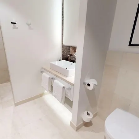 White Pearl 3.05 Apartment *